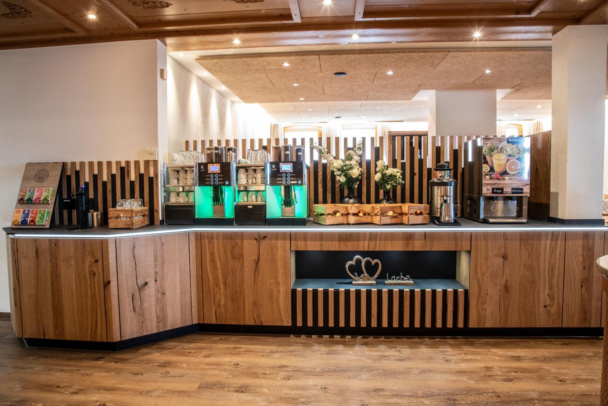 Hotel & Restaurant Post Laichingen Екстериор снимка